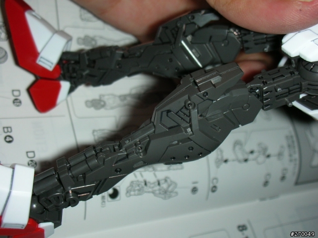 萬代最新MG作品GUNDAM X1(骨十字X-1)新增!披風&核心戰機