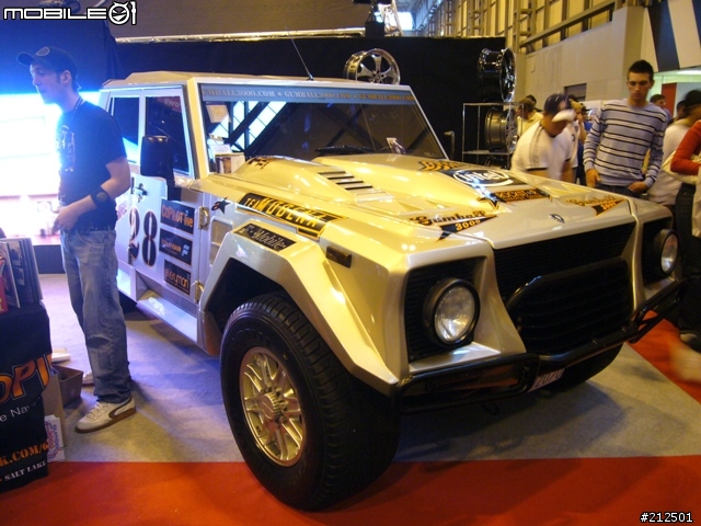 [分享] [part-3] (Top Gear) MPH'06 車展10/28 in Birmingham NEC, UK. (圖多)