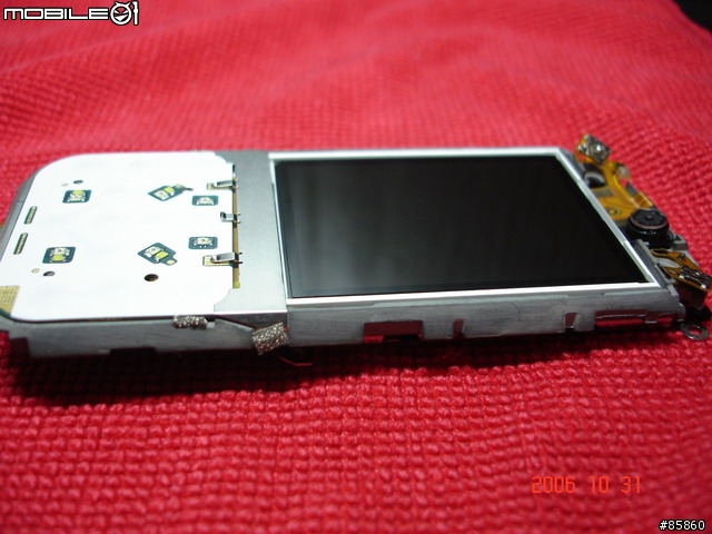 【手賤之不負責任文】SONYERICSSON W850I...全機大分解詳細圖.....