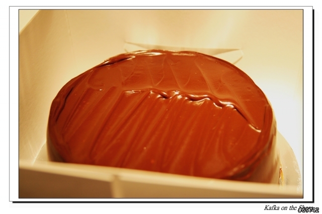 [MoMo桑分享] Awfully Chocolate ~ 黃湘怡開的巧克力蛋糕店 ~ Canon 400D