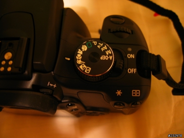 [分享] 難掩喜悅的心情,我的Canon 400D DSLR