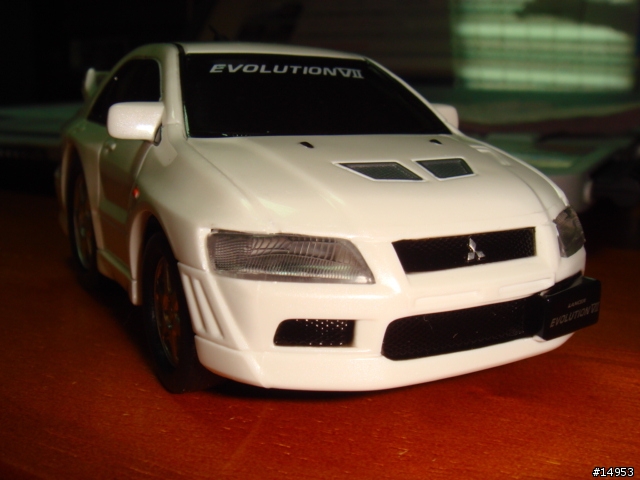[分享] 7-11的Mitsubishi Evolution VII 迷你迴力車