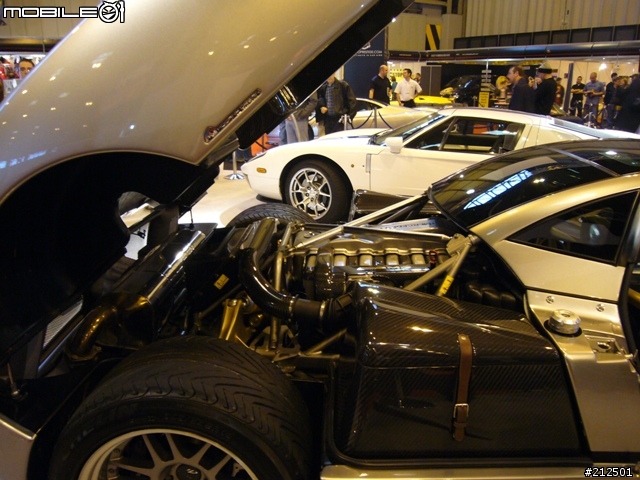 [分享] [part-3] (Top Gear) MPH'06 車展10/28 in Birmingham NEC, UK. (圖多)