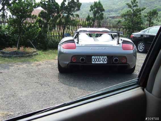 極致夢幻 血脈賁張 PORSCHE Carrera GT