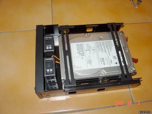 [分享] 多功能硬碟散熱器 SYTRIN的 SHF110/15修改
