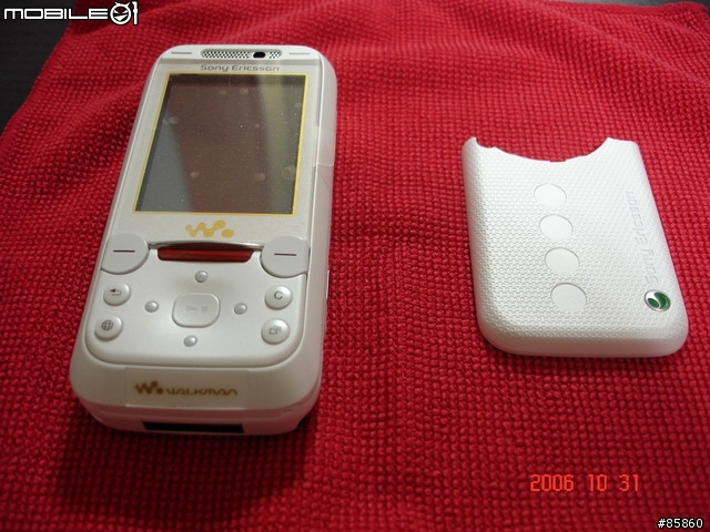 【手賤之不負責任文】SONYERICSSON W850I...全機大分解詳細圖.....