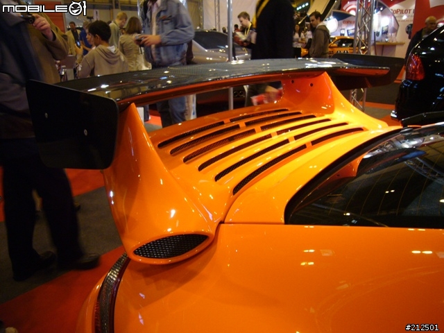 [分享] [part-3] (Top Gear) MPH'06 車展10/28 in Birmingham NEC, UK. (圖多)