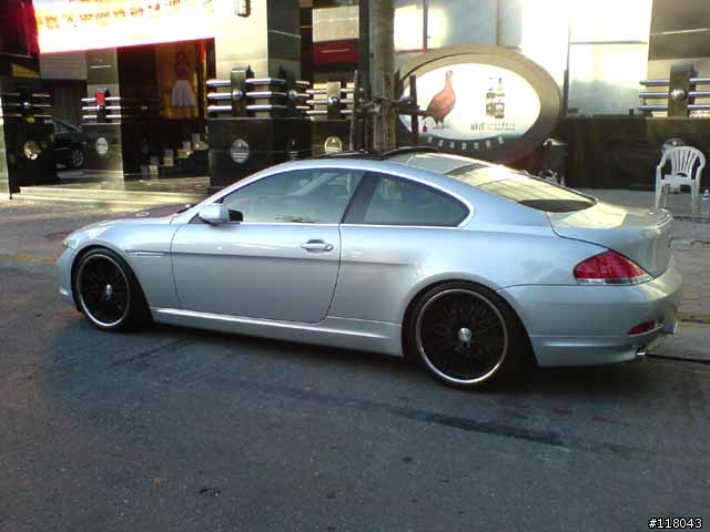 高雄 BMW 645i