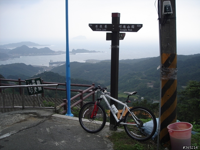 [ggjames] 和 LOUIS GARNEAU XC BART PRO 九份一遊
