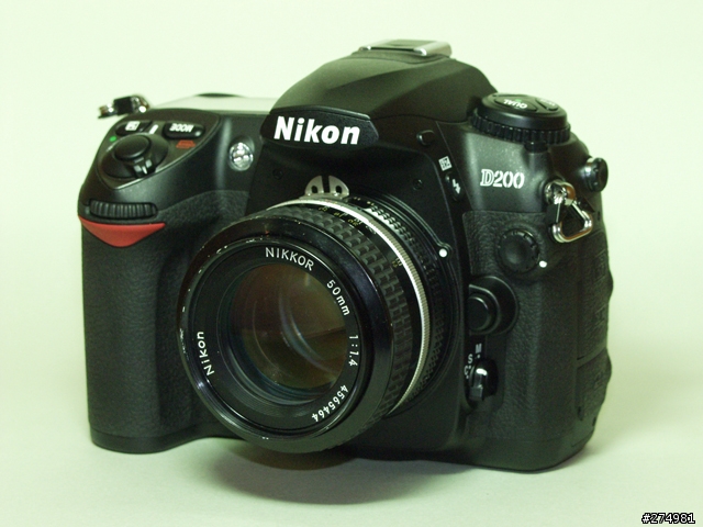 (分享)  NIKON D200 入手 令人興奮的好機