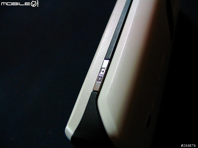 [分享]K610i-我的純白家族新成員