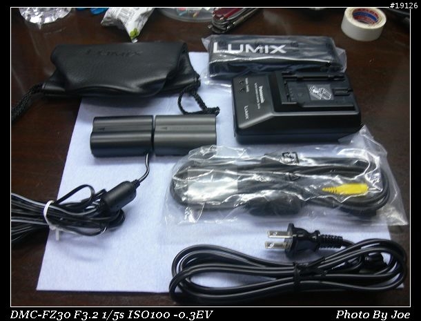 [純分享]Panasonic Lumix L1 始動 -- 外觀編