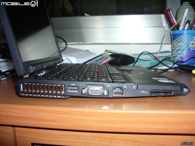 專案機 Lenovo(IBM) ThinkPad X60 1706-AE7開箱報告(圖多,請注意)