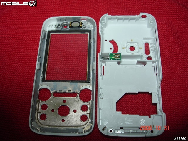 【手賤之不負責任文】SONYERICSSON W850I...全機大分解詳細圖.....