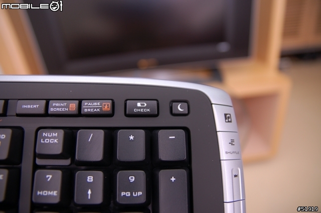 [開箱] Logitech LX710 無線鍵盤滑鼠