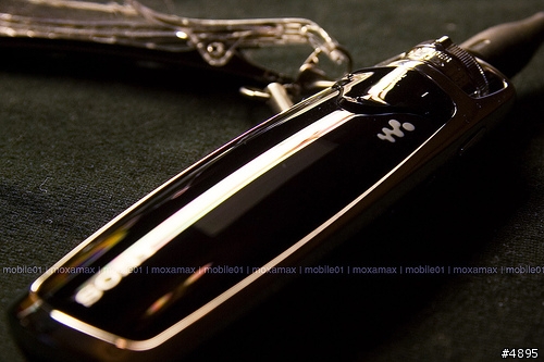 [分享] 久候數日終於入手的 SONY NW-S705F 隨身聽