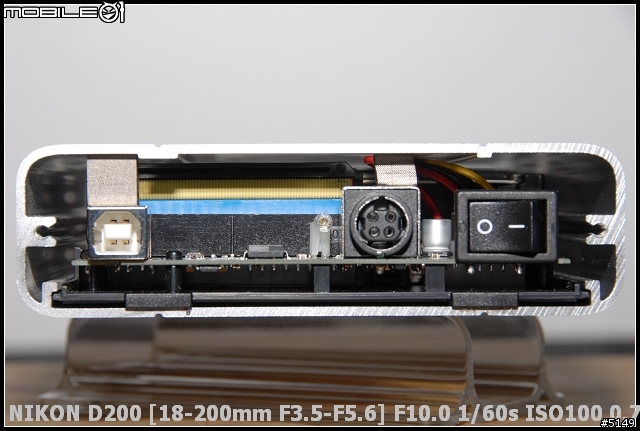 [分享] 樸實的 3.5" HDD 外接盒 StoreJet 3.5