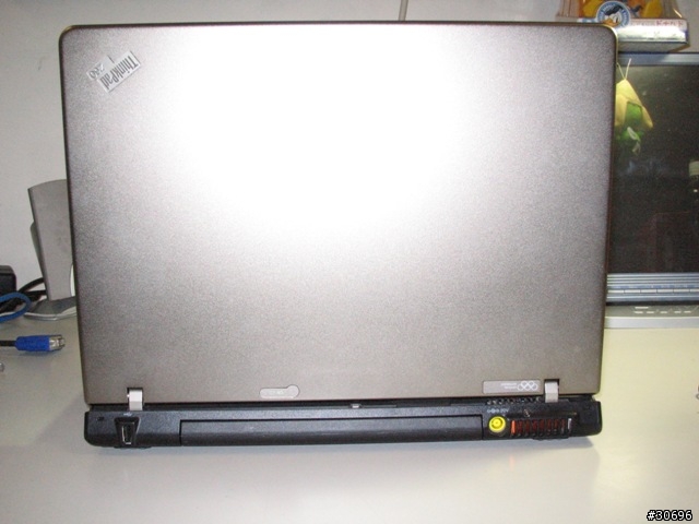 [分享]Lenovo 3000 N100的巒生兄弟 IBM?Lenovo?Z60M