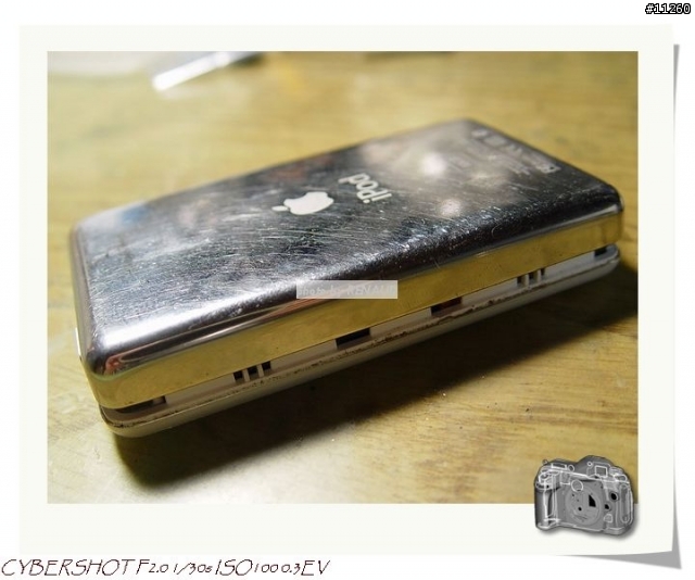 [拆機記]!!!(圖多)3代IPOD變兩倍大~~~