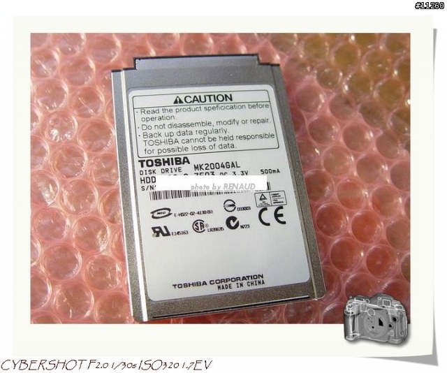 [拆機記]!!!(圖多)3代IPOD變兩倍大~~~