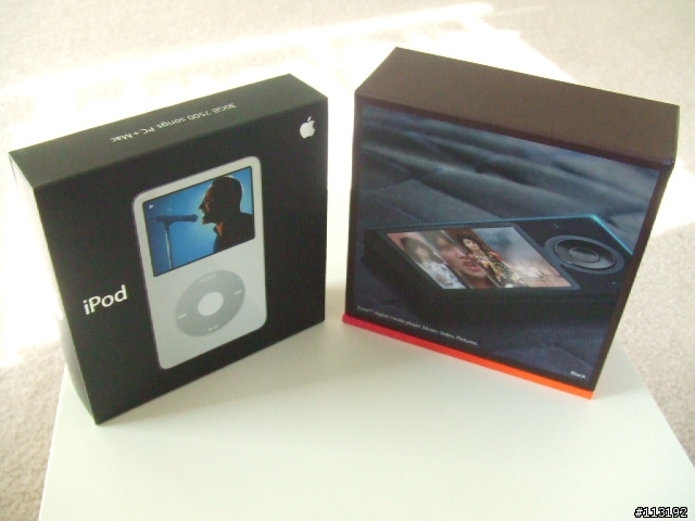 M$ Microsoft Zune 30G 暗黑搖滾    !開箱報告!