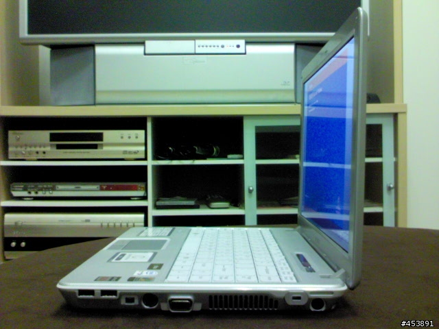 [開箱報告]燒!燒!燒!! 史上最超值 Sony VAIO C-15TP/W (圖多)