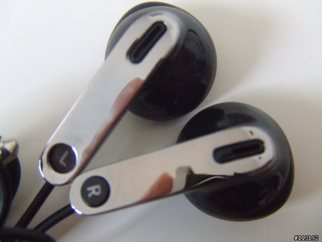 M$ Microsoft Zune 30G 暗黑搖滾    !開箱報告!