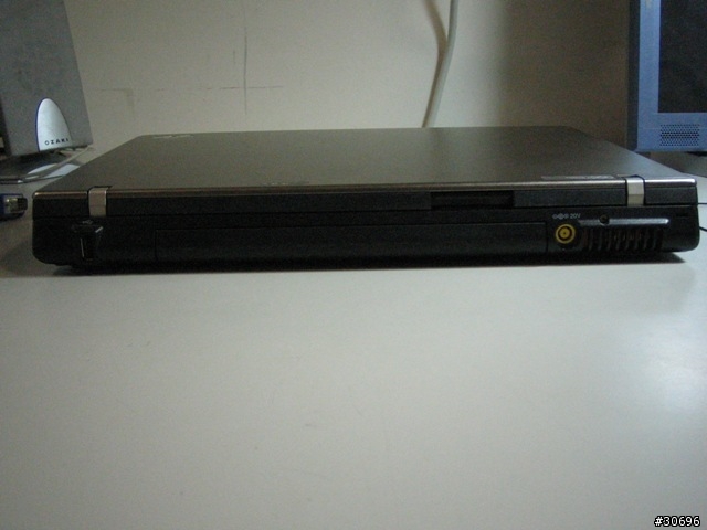 [分享]Lenovo 3000 N100的巒生兄弟 IBM?Lenovo?Z60M