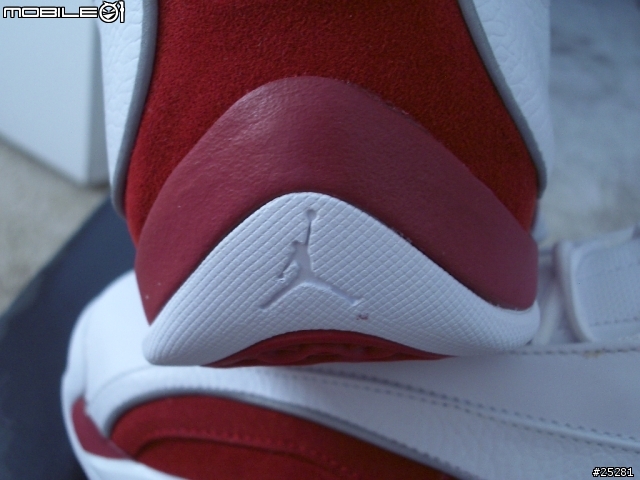 [分享] Jordan Men's Team Concept Mid (籃球鞋)