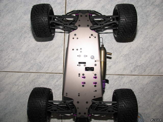 [分享]遙控越野貨卡 HPI-Racing HELLFIRE V.S. Kyosho Inferno ST