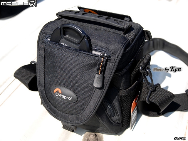 [分享]小相機的平價歸宿Lowepro Nova Micro AW相機包