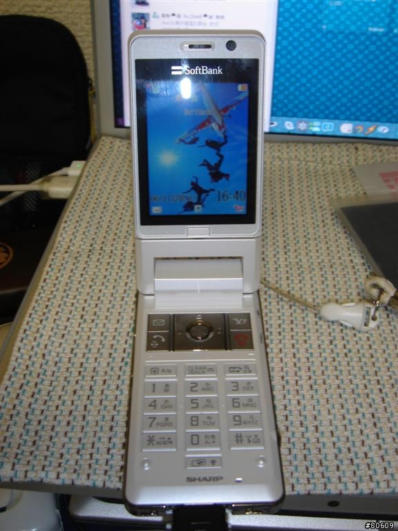 [新品]Sharp 910SH..