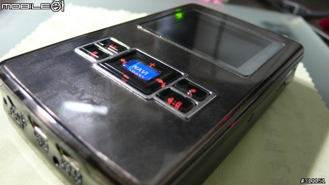 [分享]有點老、不毒、圖多的Iriver HD Mp3 Player H-320