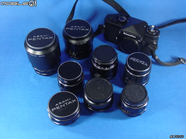 [分享]我的M42 SLR收藏品, 共一機八鏡 (20張圖)