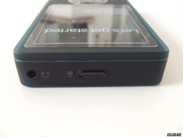 M$ Microsoft Zune 30G 暗黑搖滾    !開箱報告!