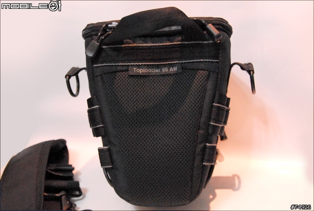 [分享]一機一鏡好搭檔Lowepro Toploading 65 AW