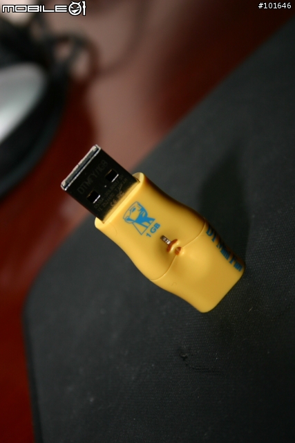 [分享] 小巧可愛的黃色積木 KINGSTON DataTraveler mini fun