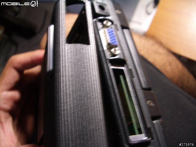 [分享]手太賤脫光光又一篇之acer TM4102