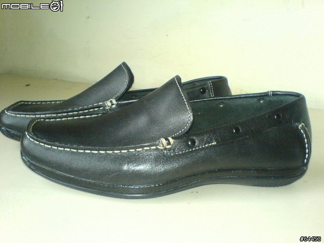 [分享]真的可以穿來跑馬松的ROCKPORT Casual Slip-On Loafer (11/29補充實穿心得)