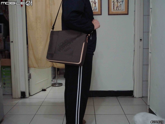 [分享](LV)Louis Vuitton Paris 帆布側背包