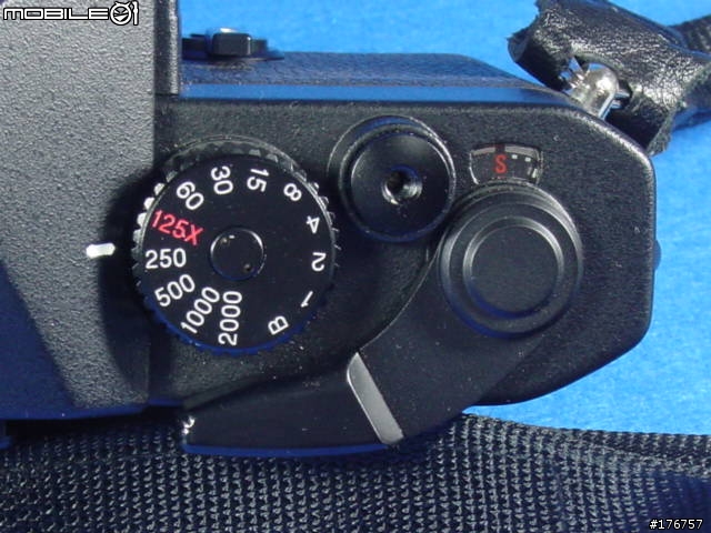 [分享]我的M42 SLR收藏品, 共一機八鏡 (20張圖)