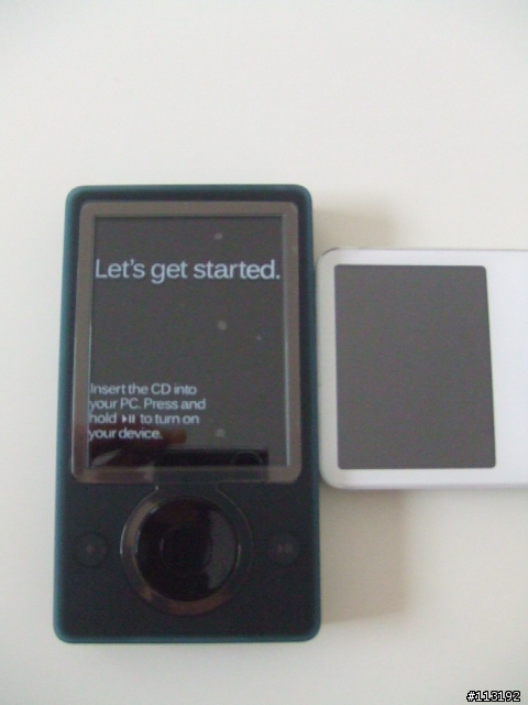 M$ Microsoft Zune 30G 暗黑搖滾    !開箱報告!