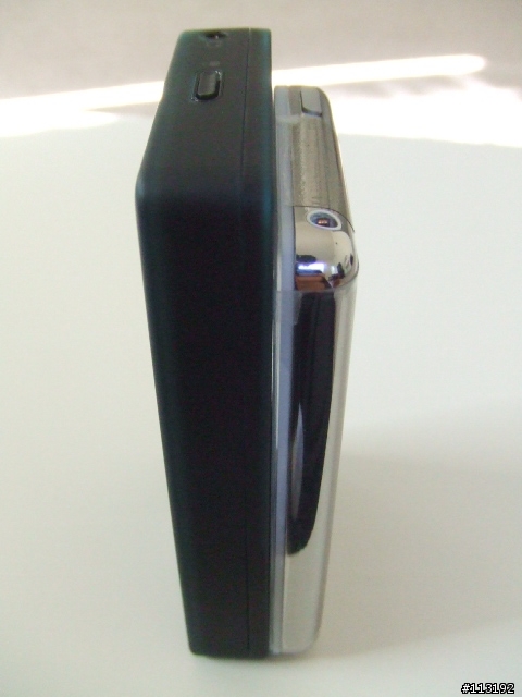 M$ Microsoft Zune 30G 暗黑搖滾    !開箱報告!
