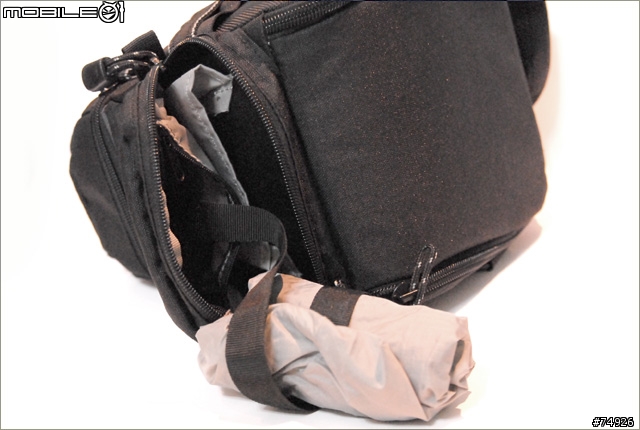 [分享]一機一鏡好搭檔Lowepro Toploading 65 AW