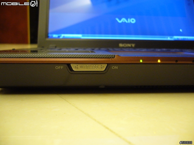 [分享] SONY VGN-C15TP 濃醇黑