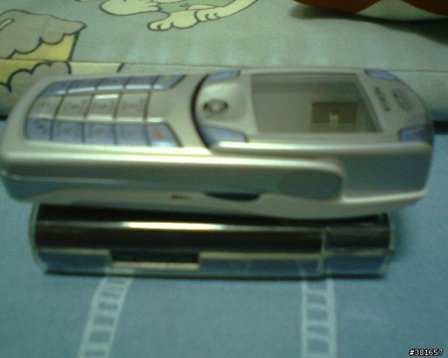 第一代鱷魚機NOKIA  6820