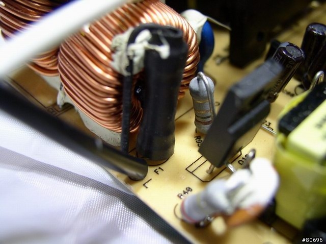 [測試]Enhance E80 400W電源供應器簡介及測試