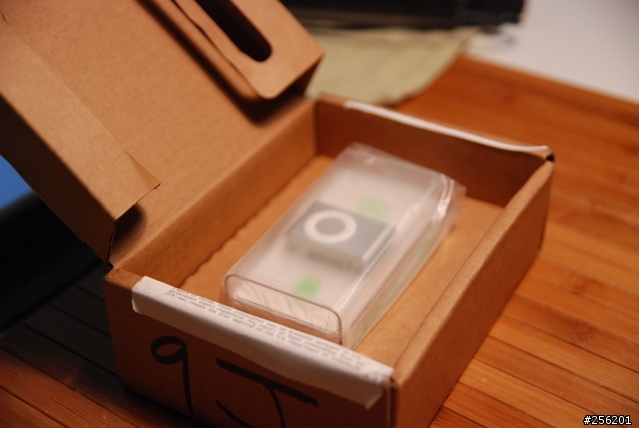 ipod shuffle 開箱照