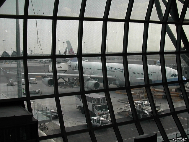 [分享]THAILAND SUVARNABHUMI AIRPORT 出境全記錄