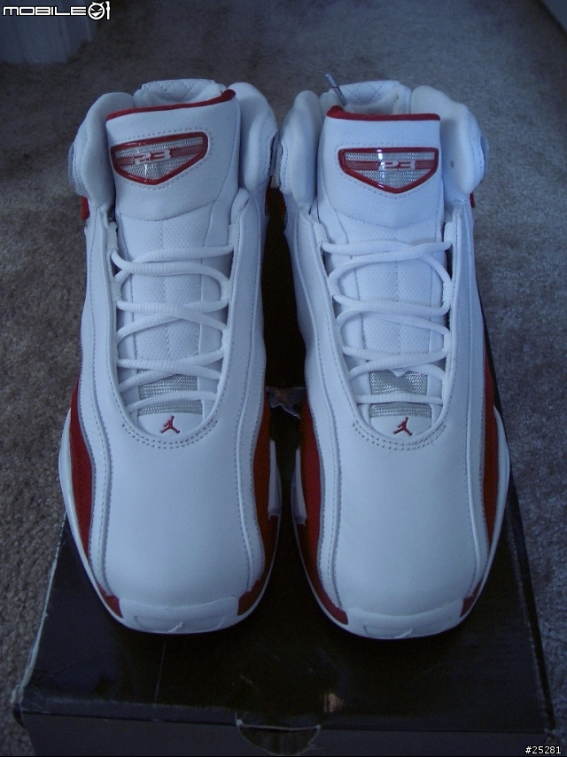 [分享] Jordan Men's Team Concept Mid (籃球鞋)
